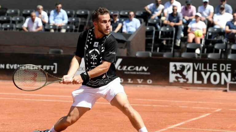 Toulouse’s Hugo Gaston and Benjamin Bonzi fall on big opponents