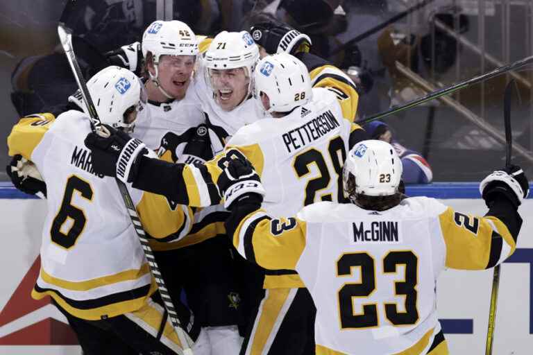 Tuesday in the NHL |  Penguins win controversial marathon game