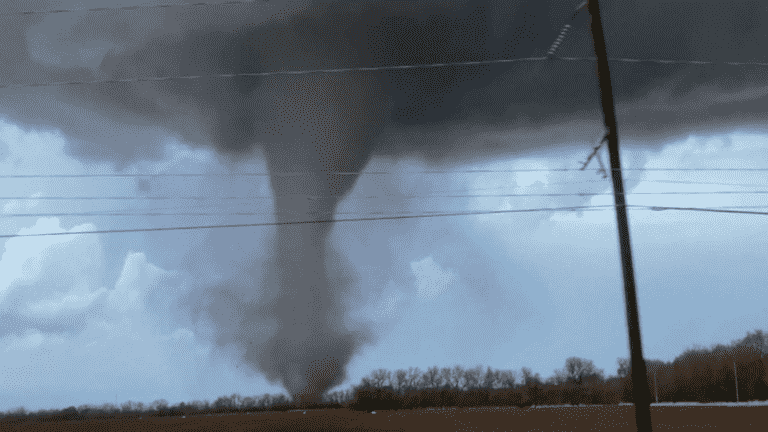 United States: a violent tornado devastates part of Kansas