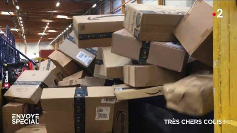 VIDEO.  Very expensive parcels!