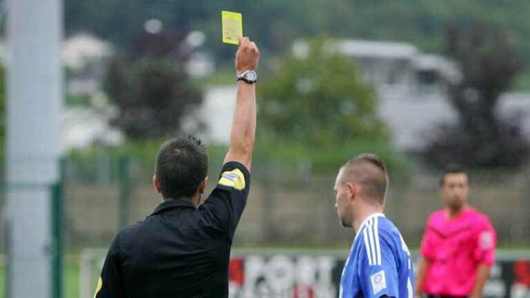 Val-de-Marne referees are on strike