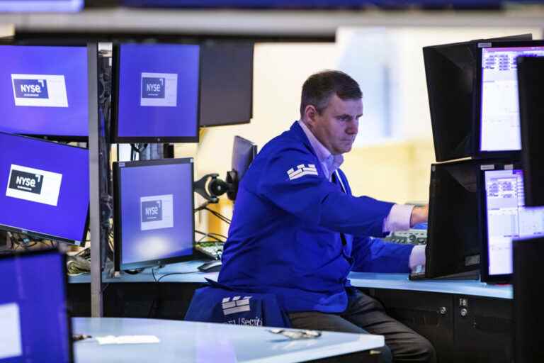 Wall Street limits its losses thanks to a technical rebound