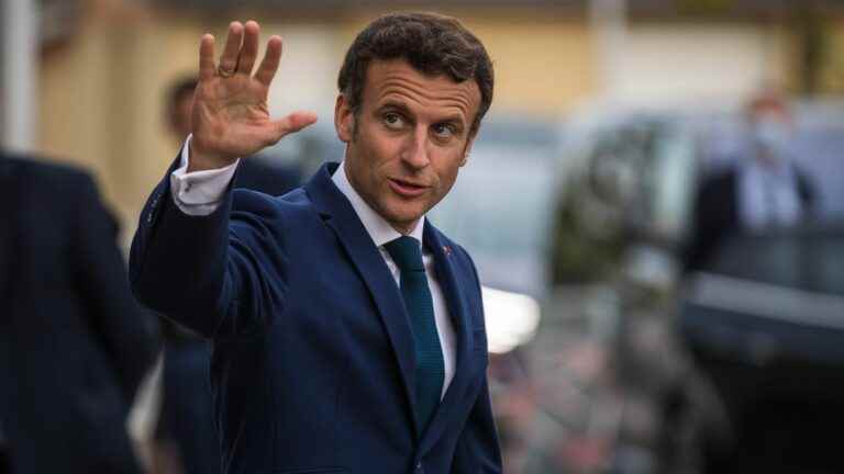 How will Emmanuel Macron’s investiture ceremony take place this Saturday?