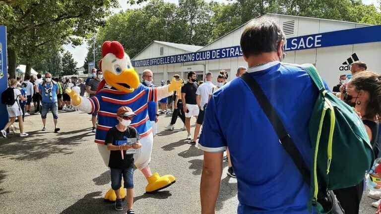 a procession will leave from Place d’Austerlitz before the last match at La Meinau on Saturday