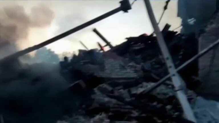 a school in which civilians had taken refuge is bombed in the Donbass