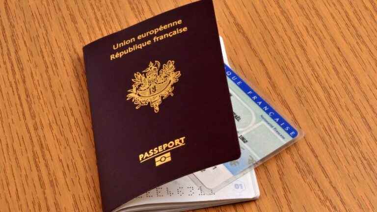 agents recruited to speed up the issuance of identity documents