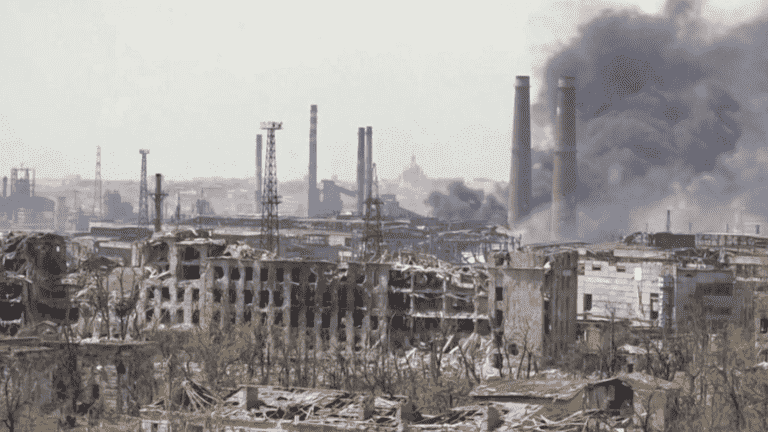 fierce fighting at the Azovstal steel plant in Mariupol