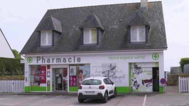 in Brittany, pharmacies are experimenting with taking care of the sick