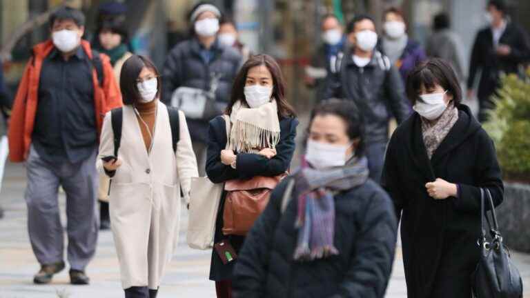 in Japan, the inhabitants do not seem ready to give up wearing a mask