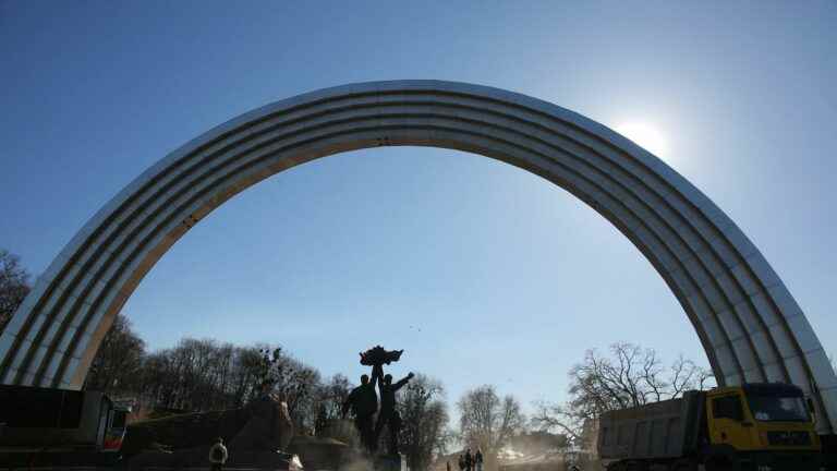 kyiv renames Soviet monument ‘Ukrainian People’s Ark of Freedom’