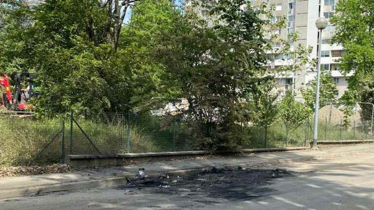 misunderstanding and anger in the Zaragoza district after the burnt cars this week