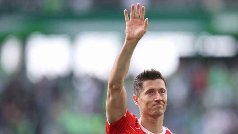 star striker Robert Lewandowski to leave Bayern Munich