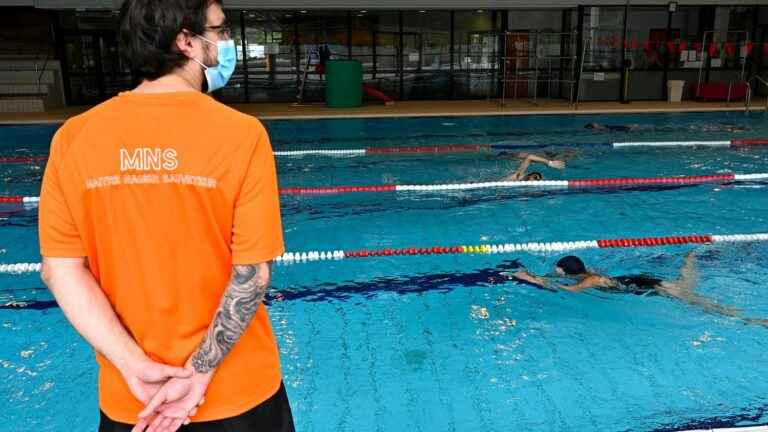 swimming pools lack lifeguards