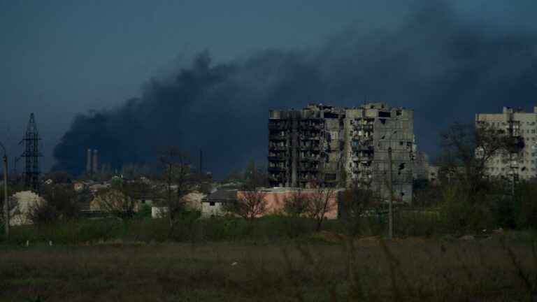 the assault on the Azovstal steelworks “will be a massacre”, warns a French military expert