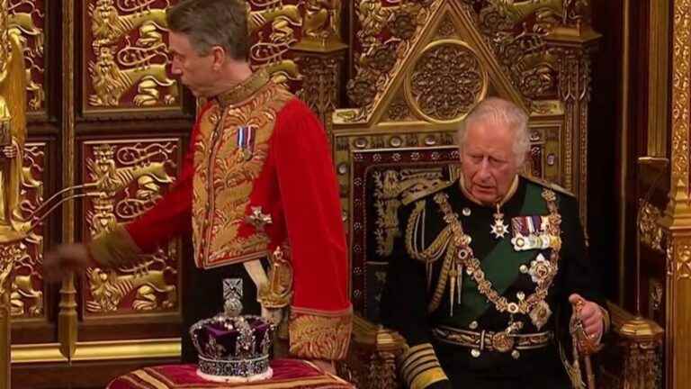 very noticeable absence of Queen Elizabeth II at the Speech from the Throne