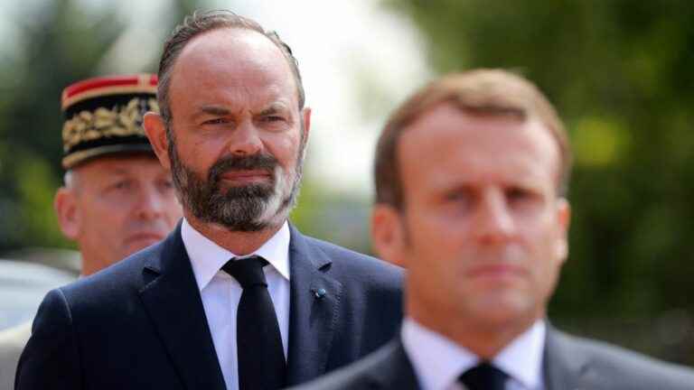 what is going on between Emmanuel Macron and Edouard Philippe?