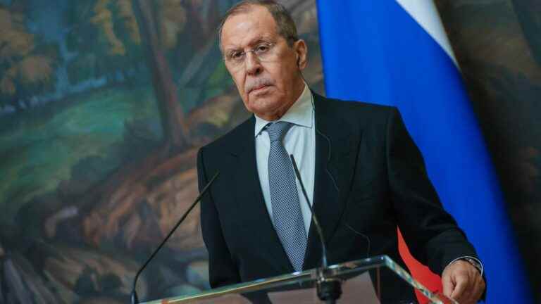 who is Sergei Lavrov, the Russian foreign minister, whose objective is to “scare” his country?