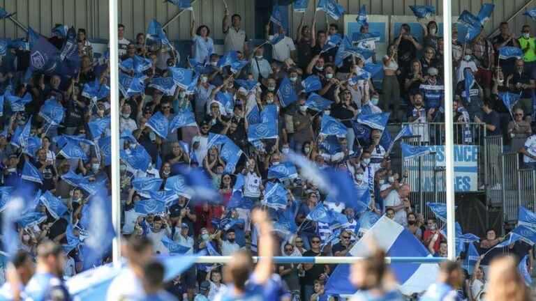 2,000 places allocated to the club, a giant screen in Castres