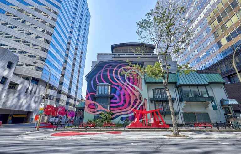 A 40-storey tower belonging to Guy Laliberté projected in the middle of a heritage space