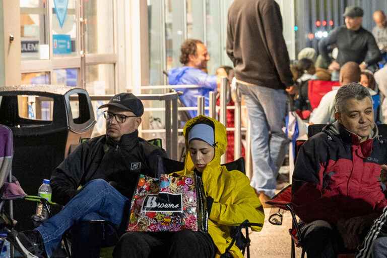 A full night at the passport office