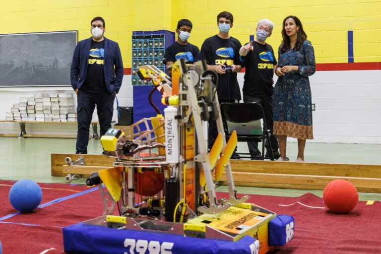 A robotics team stands out abroad