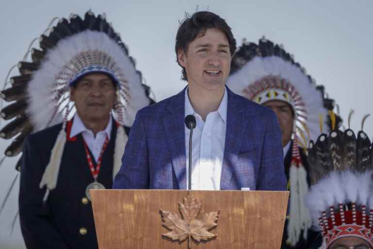 Alberta |  Signature of an agreement with Ottawa on Aboriginal land claims