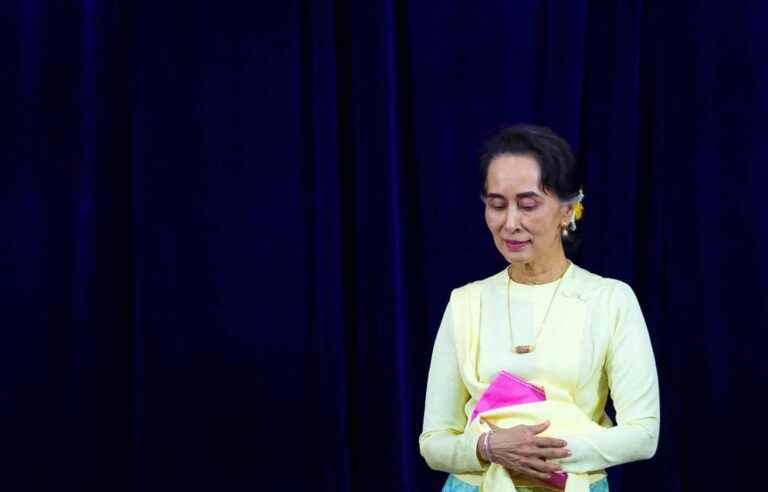 Aung San Suu Kyi placed in solitary confinement