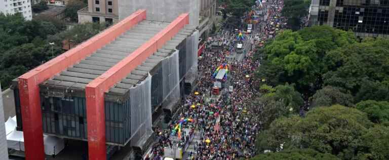 Brazil: in Sao Paulo, the LGBTQI + march calls for voting “with pride”