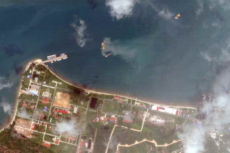 Cambodia and China deny the construction of a secret naval base