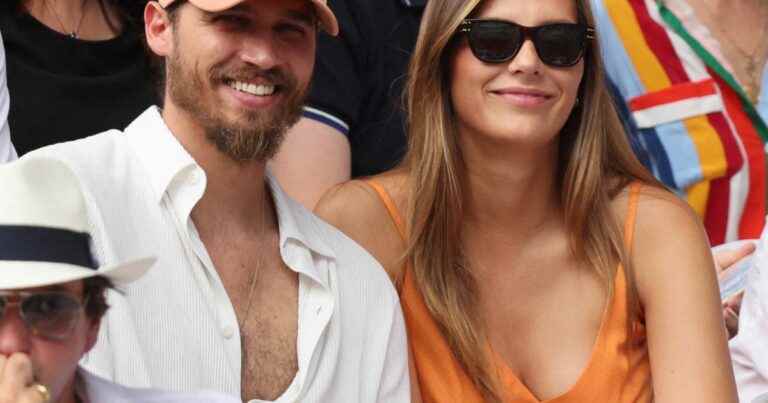 Camille Cerf, low-cut and in love with Théo Fleury, couples in shambles at Roland-Garros