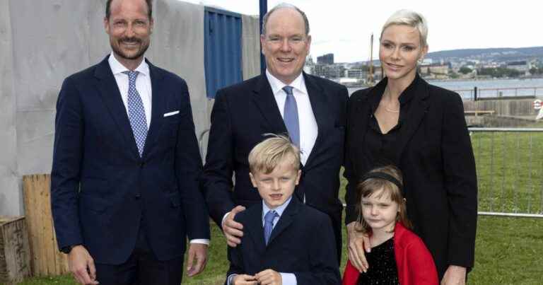 Charlene of Monaco: her daughter Gabriella sulky and multiplying grimaces, she does hers again in Oslo!