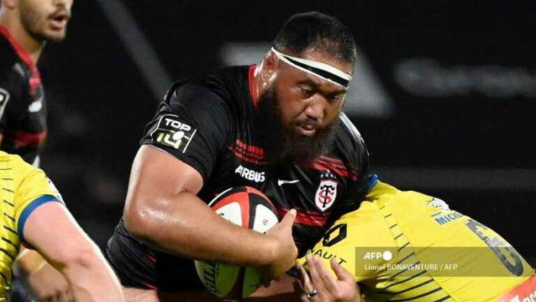 Charlie Faumuina suspended for three weeks