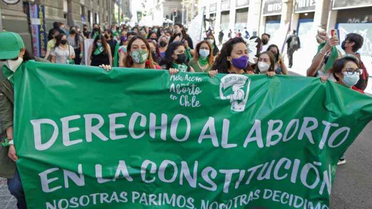 Chile does the opposite of the United States and wants to enshrine the right to abortion in the Constitution