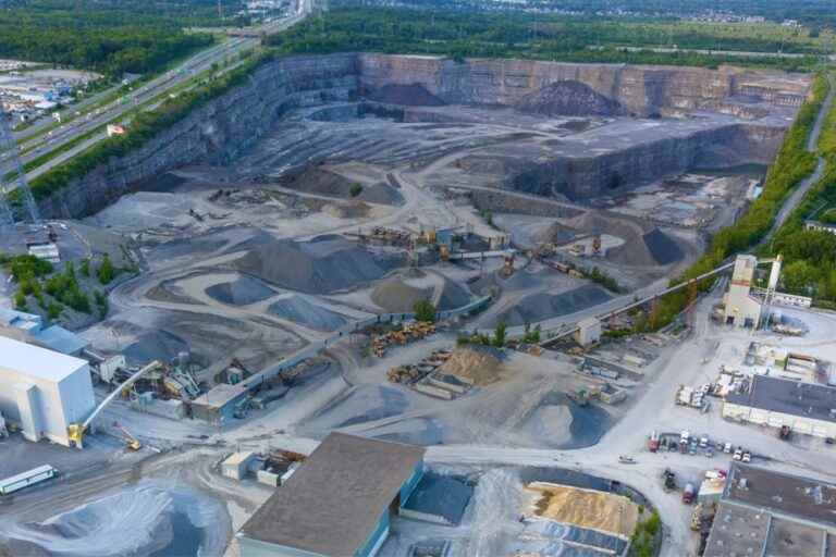 Construction industry |  The cement manufacturer Lafarge buys the huge Mathers quarry in Saint-Eustache