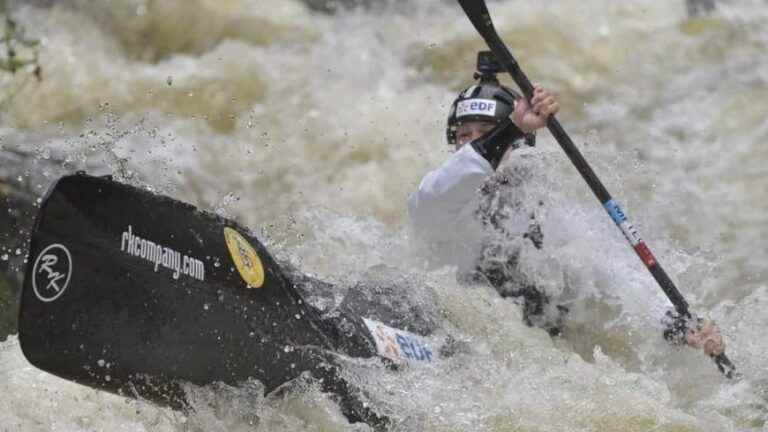 Dordogne kayaker Manon Hostens crowned world downhill sprint champion