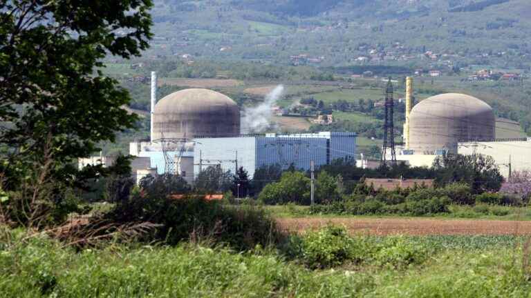 EDF lowers the power of a nuclear reactor, because of the low flow of the Rhône