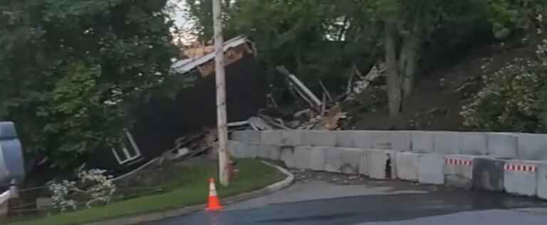 [EN IMAGES] Saguenay: a house washed away during a major landslide