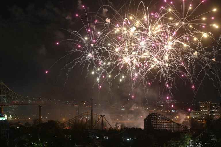 Fireworks return to Montreal |  The Jacques-Cartier Bridge closed Saturday evening