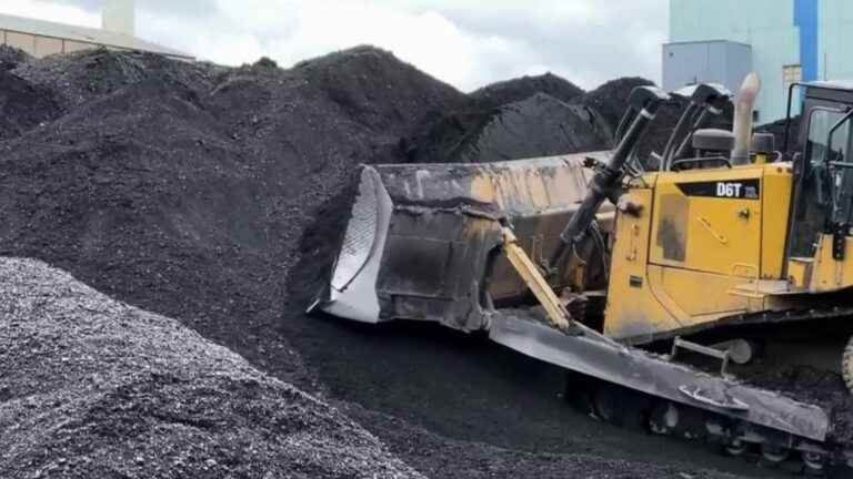 France reactivates coal