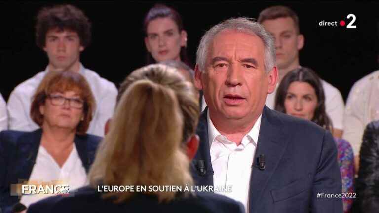 François Bayrou qualifies Jean-Luc Mélenchon as a “defender of Poutine”, Mathilde Panot answers him