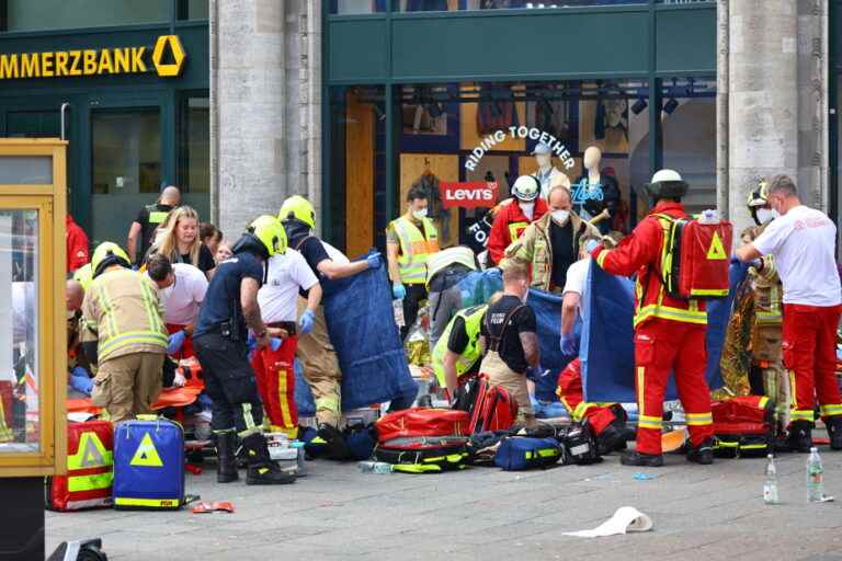 Germany |  A car hits passers-by in Berlin, one dead and several injured