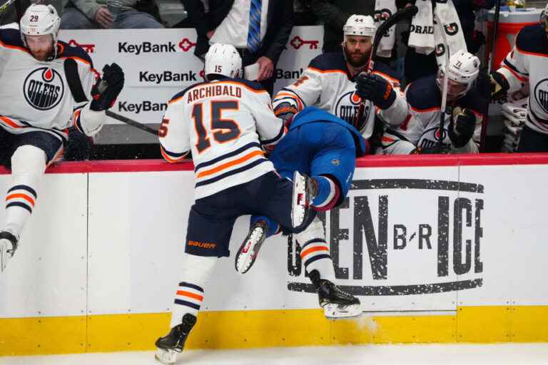 Helmet removed from Bowen Byram |  NHL fines Zack Kassian