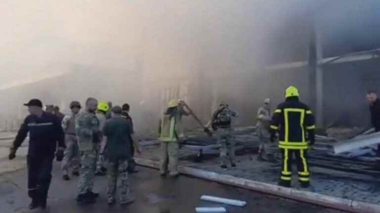 Is the bombing of a shopping center in Kremenchuk a Russian provocation?