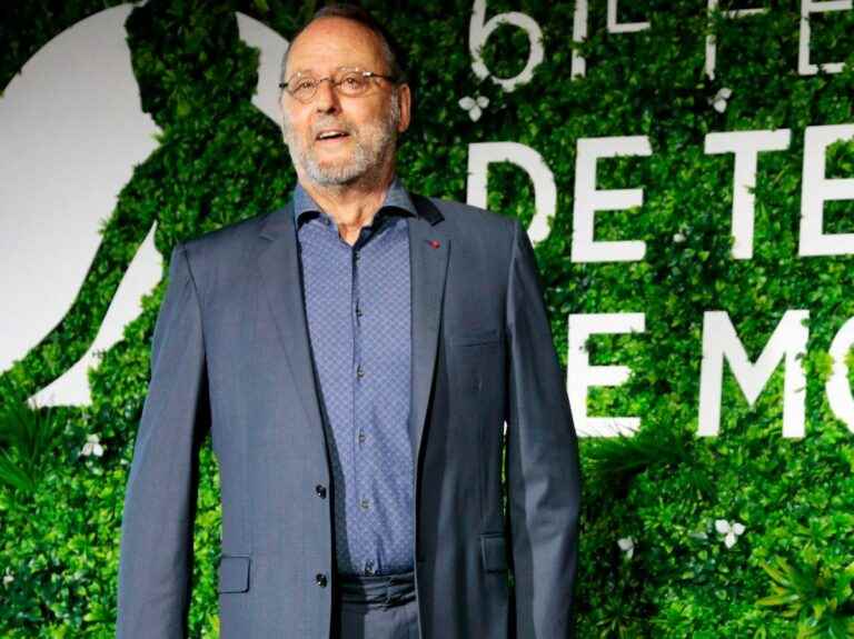 Jean Reno asks to “move on” in the middle of an interview, moved to talk about his dad…