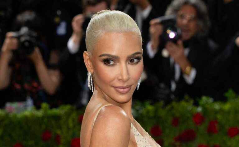 Kim Kardashian Reveals She’s Ready To “Eat Poop Every Day” To “Look Younger”!