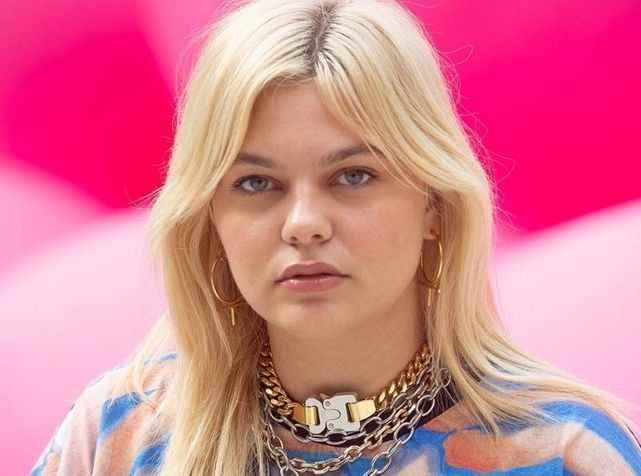 Louane reveals her painful experience in “The Voice”