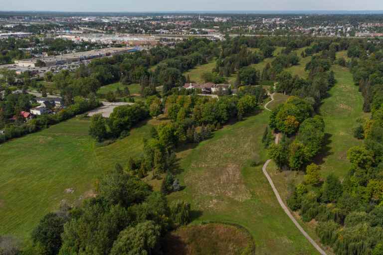 Metropolitan Community of Montreal |  Six golf courses protected from real estate development