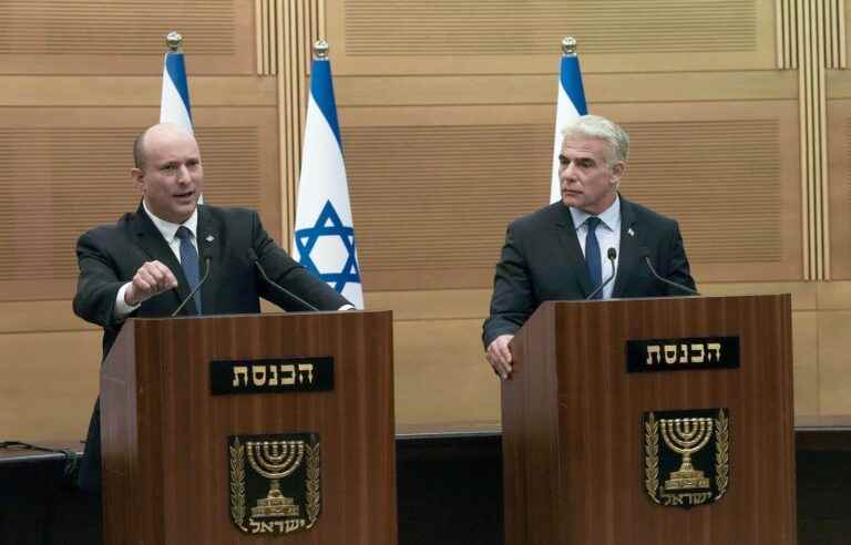 Naftali Bennett takes the lead in dissolving the Israeli parliament