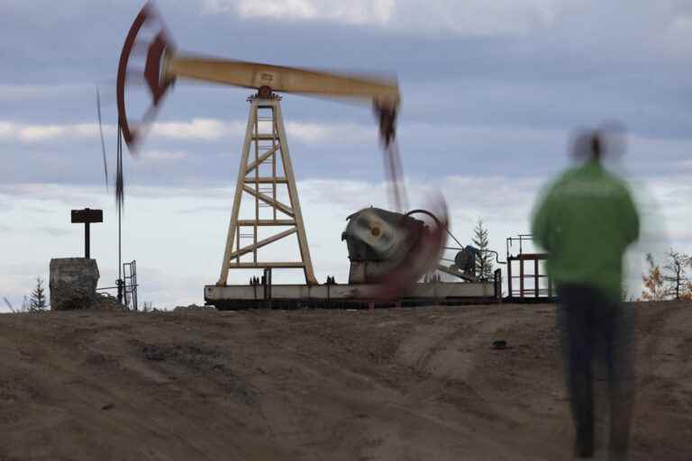 Oil up slightly ahead of US inventories