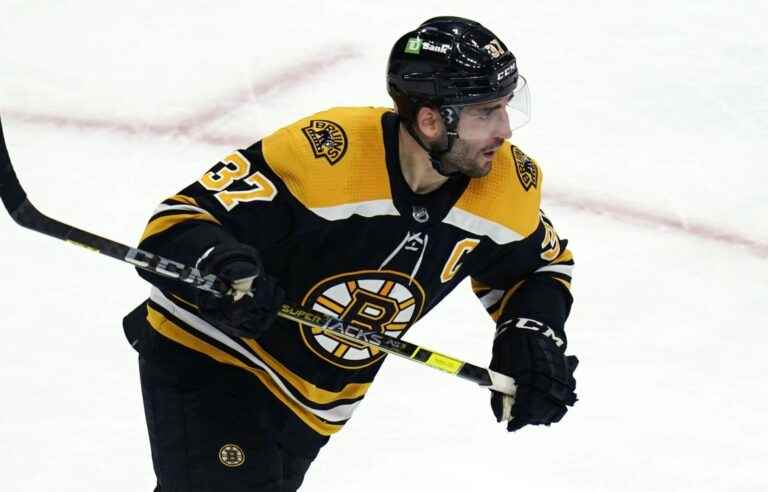 Patrice Bergeron wins the Selke Trophy for the fifth time in his career